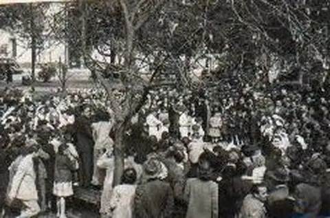 Fotografía del archivo digital de euskaletxeak.eus · Eusko Etxea - Casa Vasca de Valparaíso