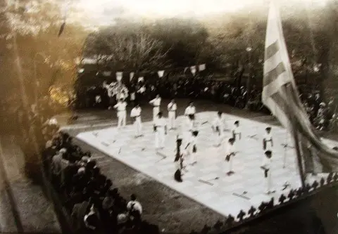 Fotografía del archivo digital de euskaletxeak.eus · Centro Vasco 'Euskal Erria'