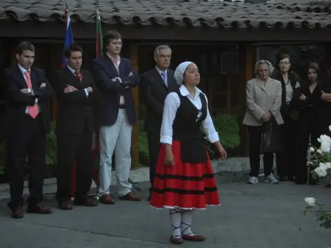 Fotografía del archivo digital de euskaletxeak.eus · Eusko Etxea - Casa Vasca de Chile