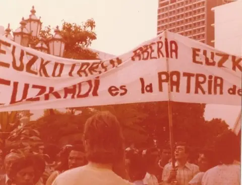 Fotografía del archivo digital de euskaletxeak.eus · Centro Vasco de Caracas
