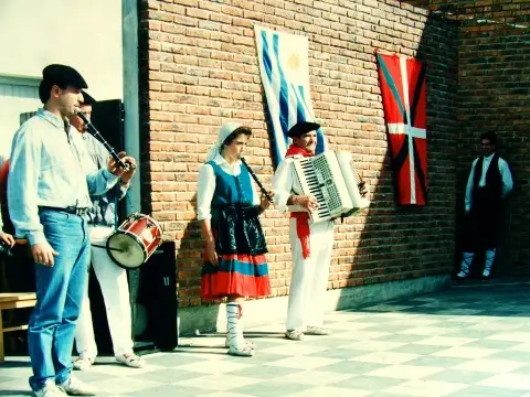 Fotografía del archivo digital de euskaletxeak.eus · Haize Hegoa