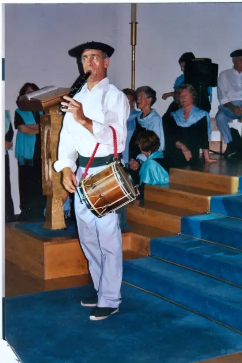 Fotografía del archivo digital de euskaletxeak.eus · Euskaldunak, Association des Basques du Québec