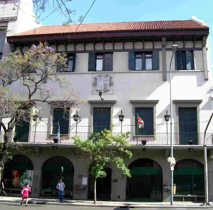 Fotografía del Centro Laurak Bat