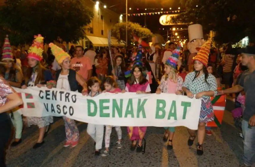 Fotografía del Centro Vasco Denak Bat Cañuelas