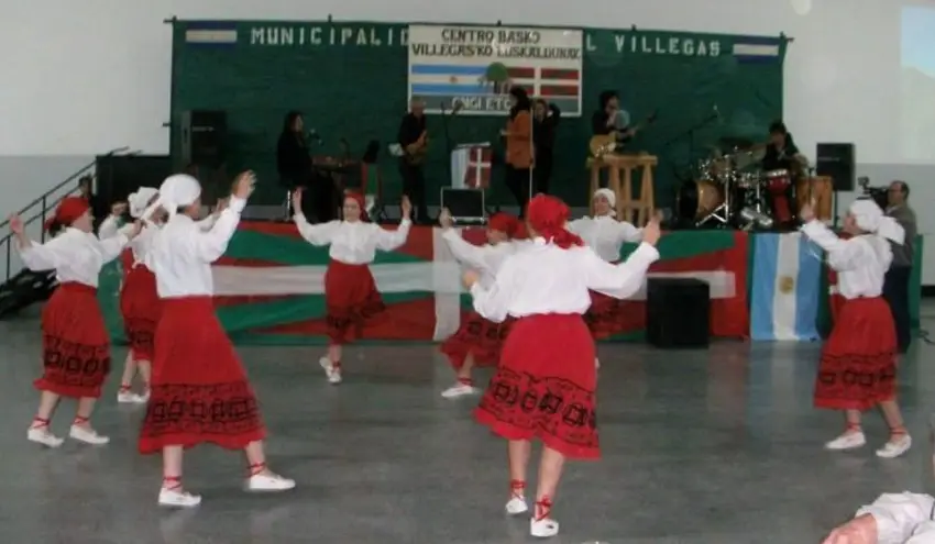 Sanfermines en el Centro Vasco de Gral. Villegas · Centro Vasco 'Villegas´ko Euskaldunak'
