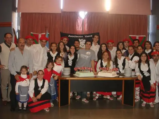 Celebración de aniversario del centro Urrundik de Paraná · Asociación Vasco Argentina Urrundik
