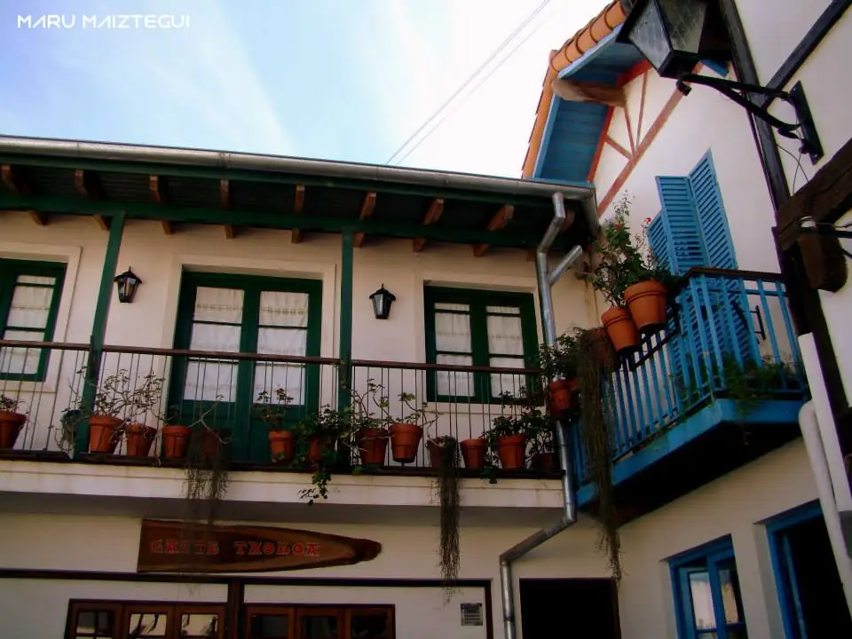 Fotografía del Centro Vasco Euskal-Etxea San Nicolás