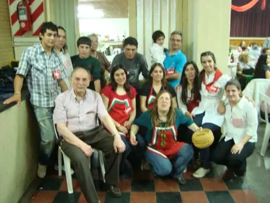 Centro Vasco 'Euskal Sustraiak' de Trenque Lauquen · Centro Basko Euskal Sustraiak