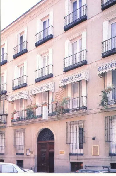 Fachada de la sede · Euskal Etxea - Hogar Vasco de Madrid